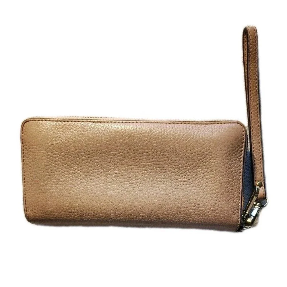 Michael Kors Jet Set Large Continental Zip Around Wallet Leather